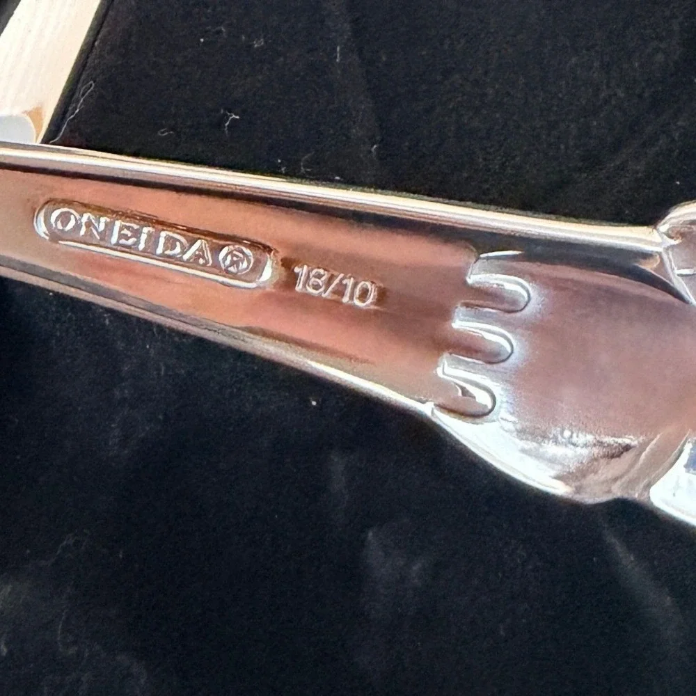 Oneida Wildlife Buddies 6pc Progress Baby & Child Silver 18/10 Stainless Steel